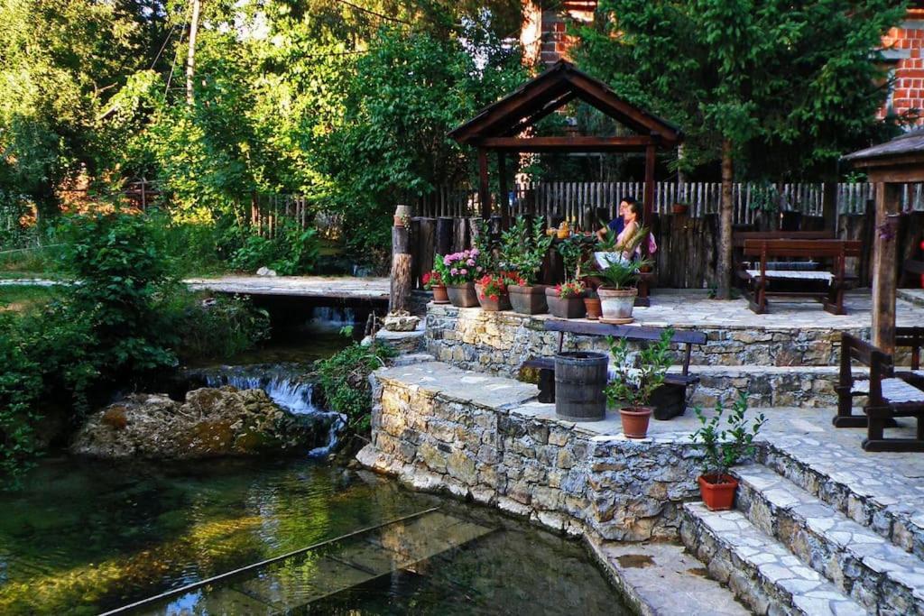 Ra House Plitvice Lakes Vakantiehuis Brocanac